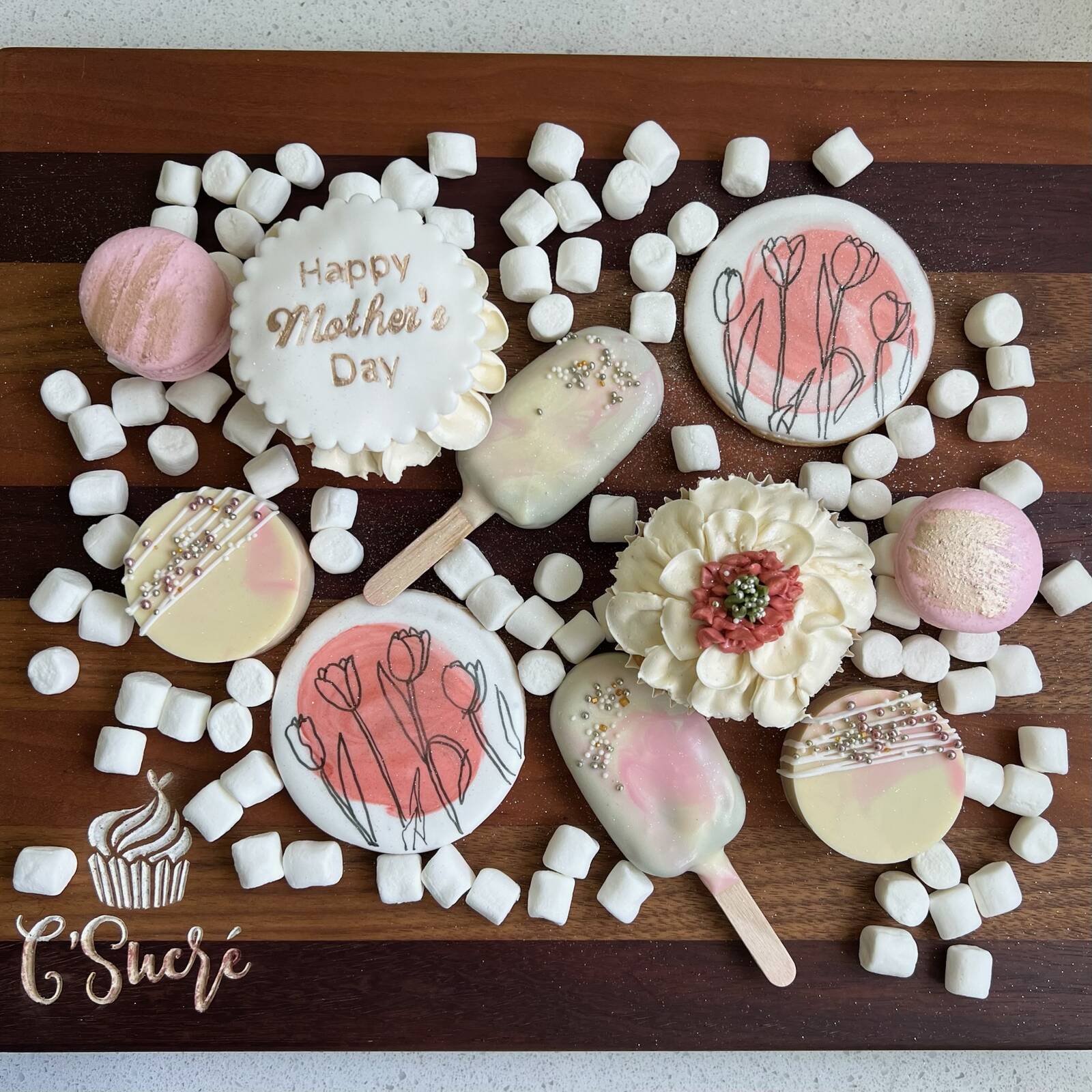 Mother’s Day Flower-Themed Grazing Box